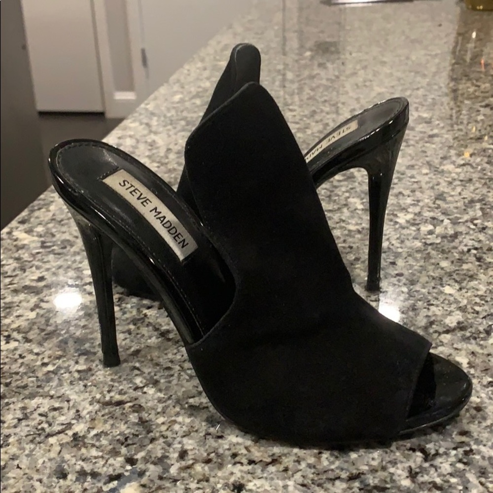 Steve Madden “sinful” sandal